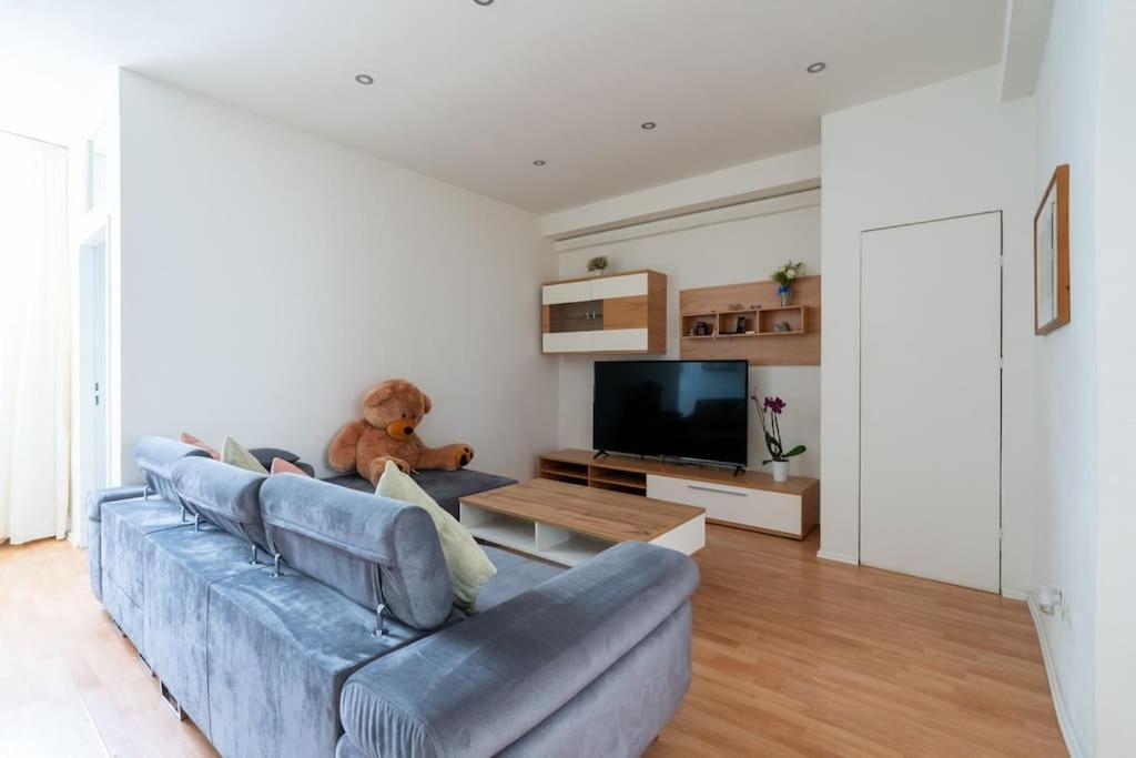 Spacious Belvedere Wien